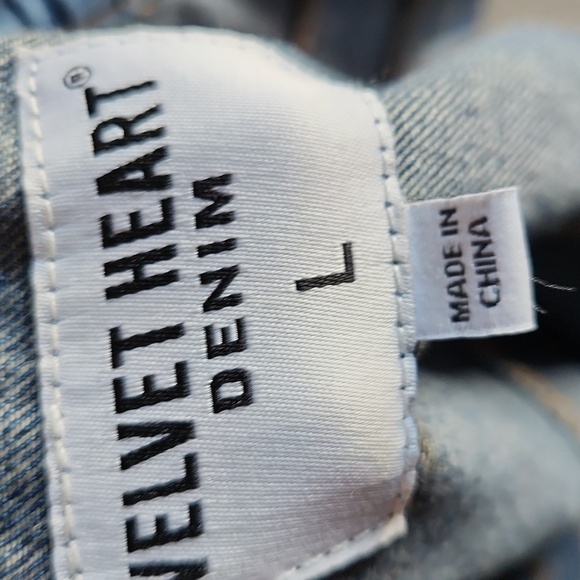 Beaded jean jacket - Picture 10 of 11